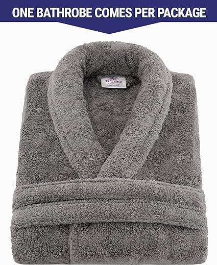 Bathrobe belt and pockets